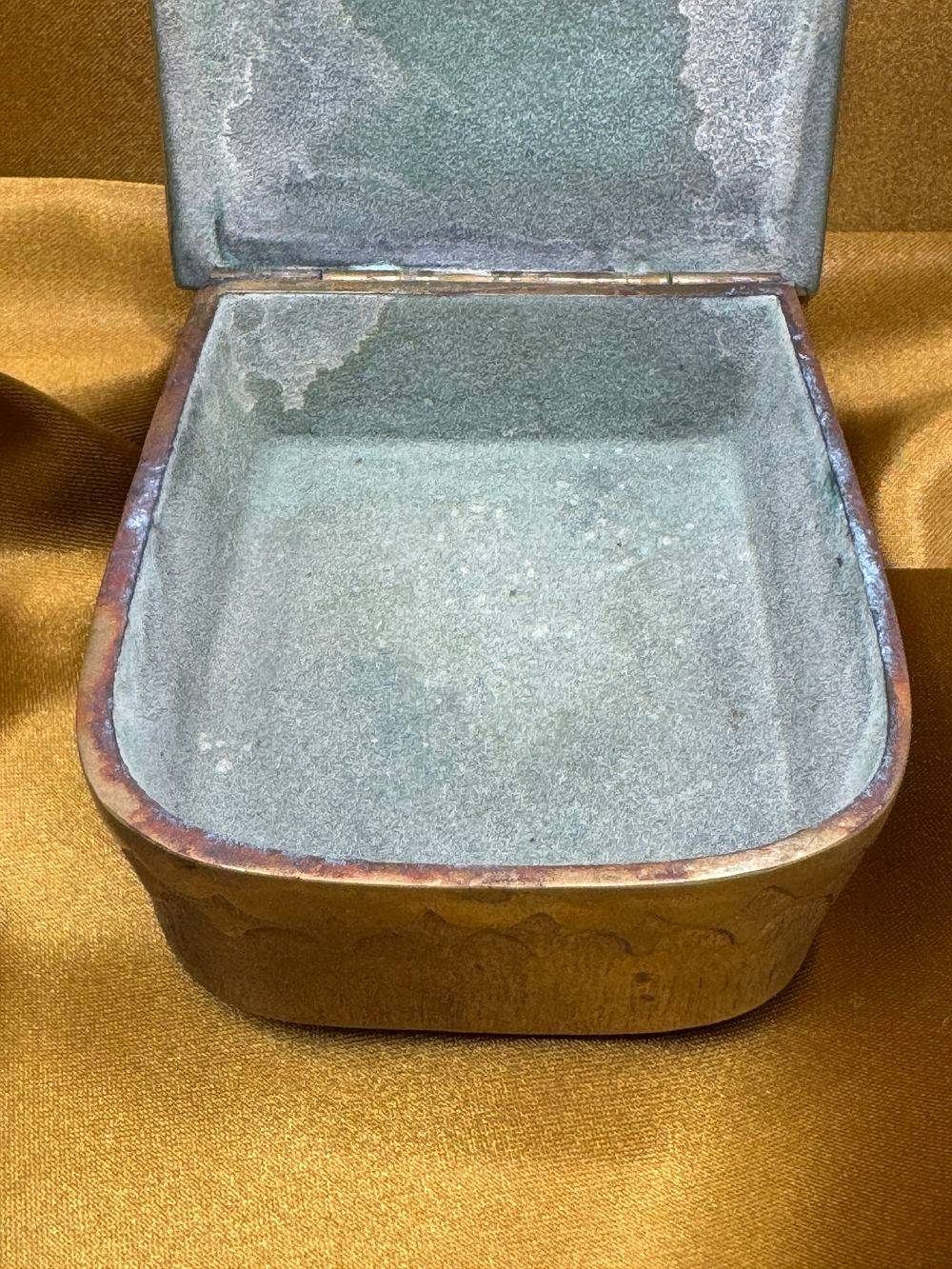 Max Le Verrier - Rare boite/coffret en bronze - Décor Fleurs de Lys & Porc-Epic - Ensemble signé - Collection - Décoration – Image 9