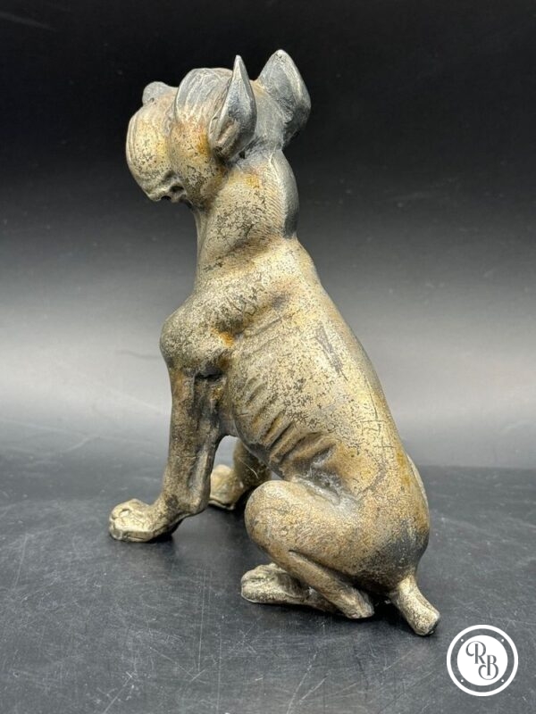 chien assi "boxer" en bronze belle patine