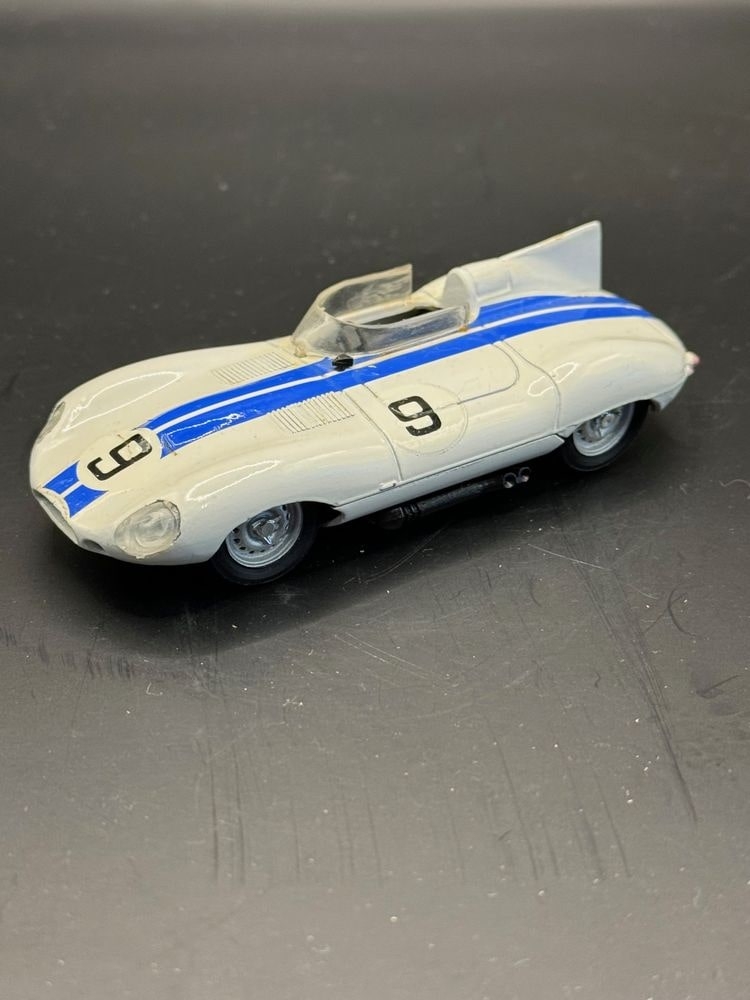 Brumm 1/43 Scale Metal Model-R130 JAGUAR D TYPE LE MANS 1955 PHIL WATERS