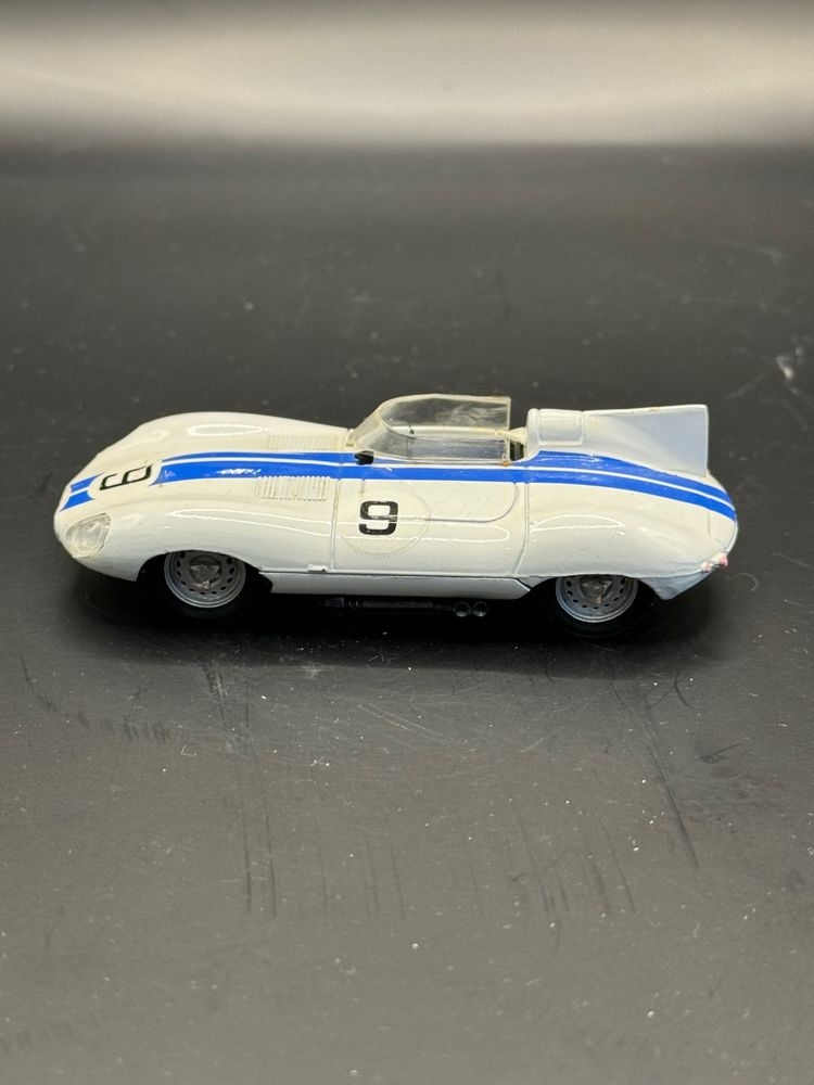 Brumm 1/43 Scale Metal Model-R130 JAGUAR D TYPE LE MANS 1955 PHIL WATERS