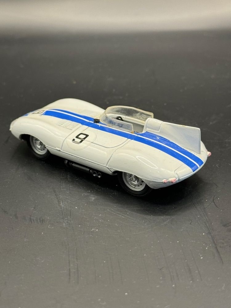 Brumm 1/43 Scale Metal Model-R130 JAGUAR D TYPE LE MANS 1955 PHIL WATERS