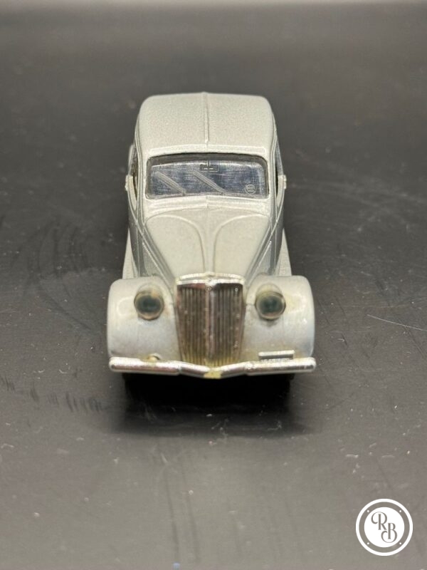 BRUMM REVIVAL ORO R58 1/43 1:43 Lancia Aprilia Berlina 47 HP 1936.48 gris