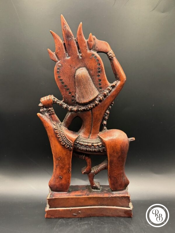 Statue d’une danseuse Apsara nymphe céleste