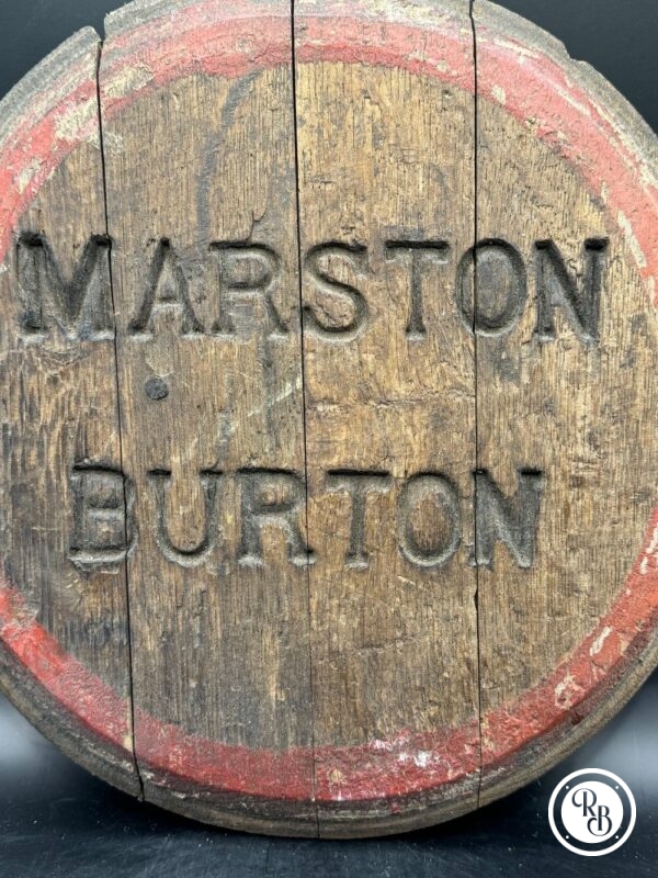 Tonneau Marston Burton