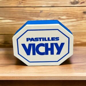 boite ancienne Pastilles VICHY Bon état Rayure