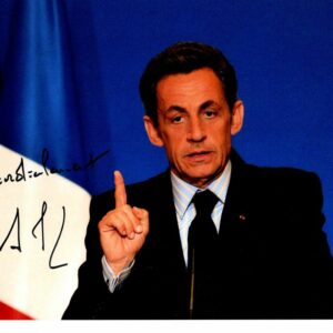 Autographe Nicolas Sarkozy 20x30