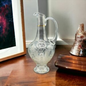 Carafe fine en verre décor floral