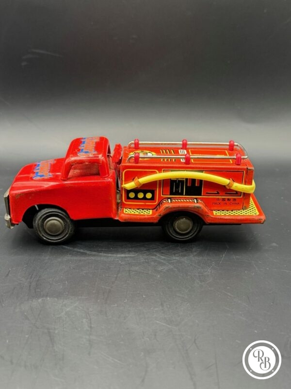 RETRO_BROC_petit camion pompier