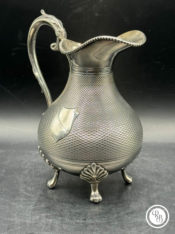 Magnifique Pot à lait ou à eau en métal argenté de la maison - Orfèvre Armand Fresnais - Début 20ème - Trépied - Image 5