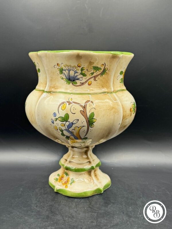 Ancien Vase Capodimonte de forme "carré" et peint main en Italie - Joli décor floral à dominance vert – Image 5