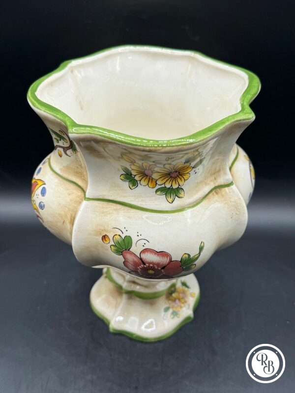 Ancien Vase Capodimonte de forme "carré" et peint main en Italie - Joli décor floral à dominance vert – Image 6