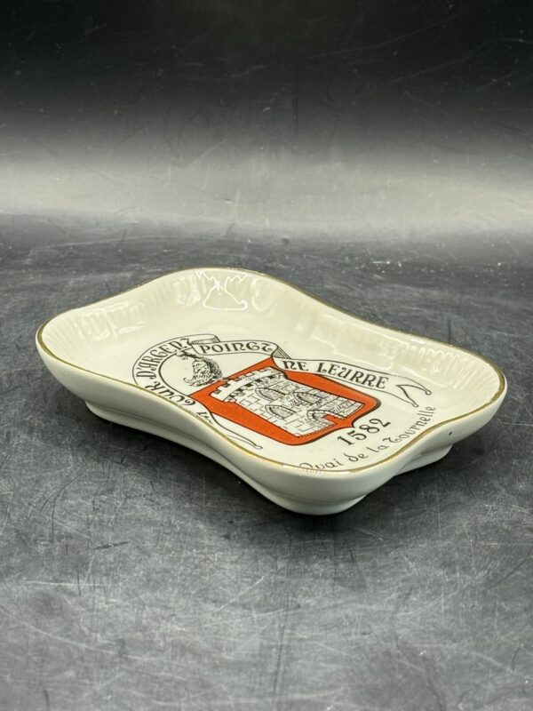 Cendrier/Vide poche du restaurant étoilé "La Tour d'Argent" à Paris - En Porcelaine peinte à la main - De la maison Longchamps - Collection - Image 4