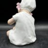 Rare et ancienne figurine antique d'un bébé fille assise - Biscuit/Porcelaine - Début 20ème-  blanc et rose - Collection - Décoration – Image 3