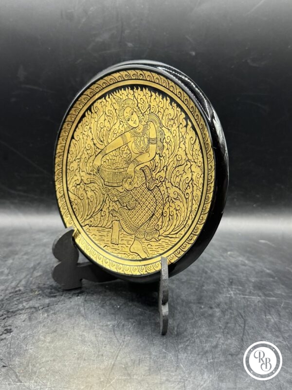 Rare petite Assiette thaïlandaise en Laque noire - Dorée et peinte à la main - Décoration - Collection - Image 3