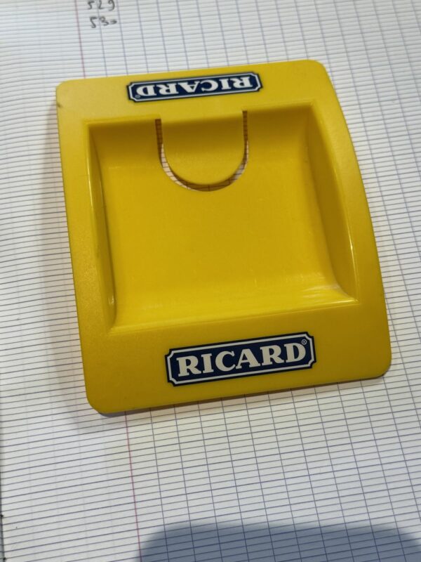 Ensemble lot Ricard - 5 objets publicitaires - Cutter blanc - Ramasse monnaie - 2 becs verseurs - Sous verres - Décoration - Collection - Pastis - Bistrot - Bar - Café – Image 4