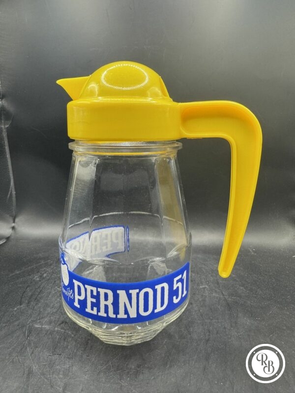 Ancien Pichet haut en verre et en plastique jaune des années 60/70 de la marque Pernod 45 - Pernod 51 - Anisette - Décoration Café/Bistrot/Bar - Vintage – Image 2