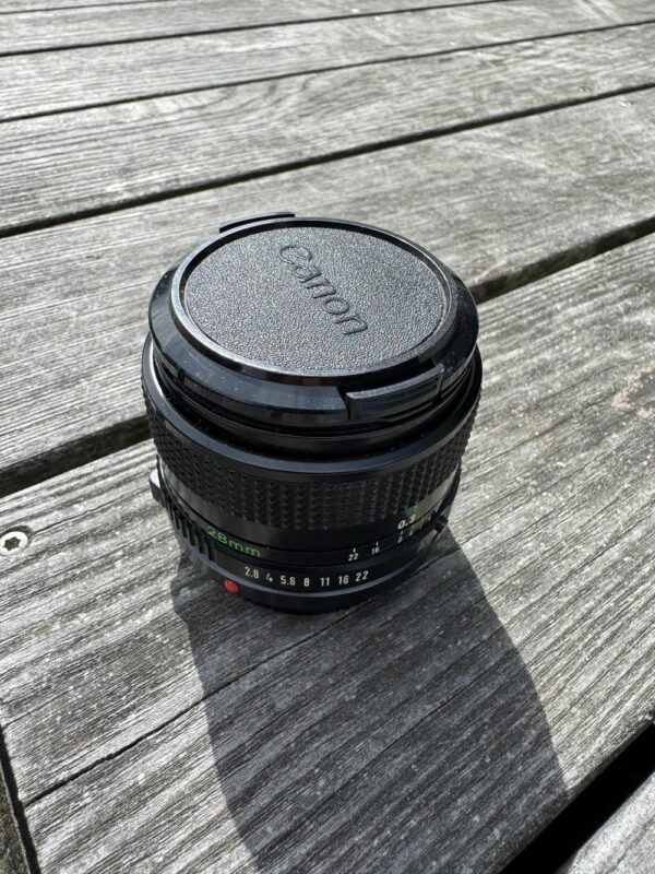 Rare Objectif Canon 28mm FD pour Appareil photo Argentique - Image - Prise de vue - Kodak - Nikon - Vintage