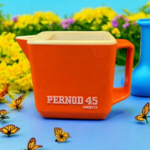 Ancien Pichet en plastique orange et blanc des années 70 et de la marque Pernod 45 anisette - Pastis - Double inscription - Décoration Café/Bistrot/Bar - Vintage