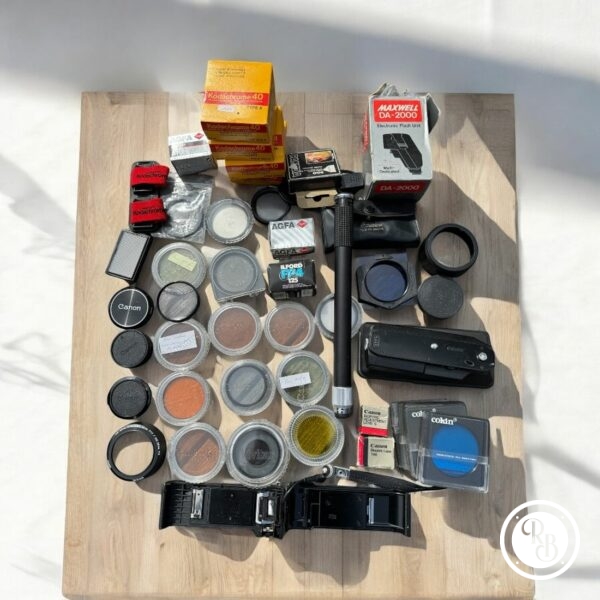 Gros lot - environ 50 pièces - Canon - Pour Appareil photo Argentique - Filtres et autres pellicules - Image - Prise de vue - Kodak - Nikon - Vintage