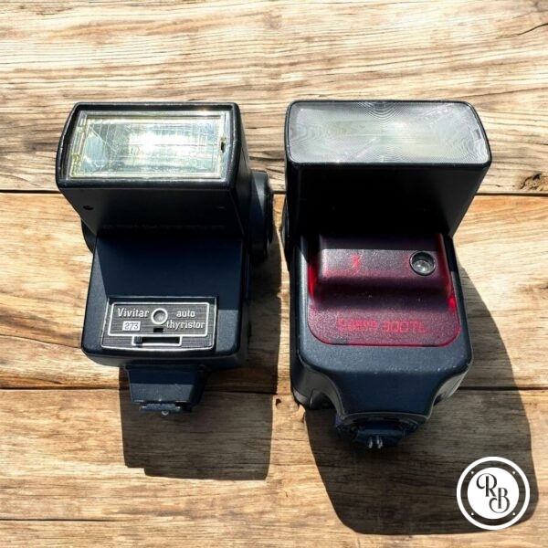 Lot - Duo Flashs Vivitar et Canon 300 TL - Pour Appareil photo Argentique