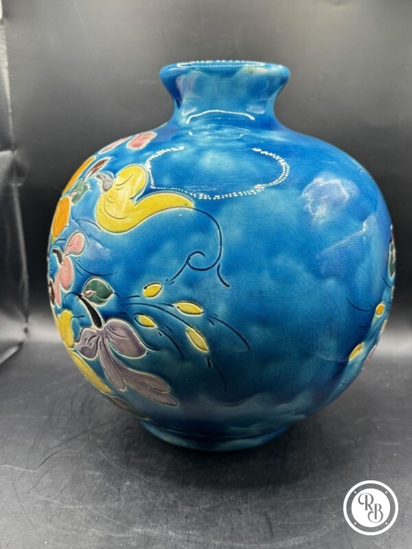 Ancien et rare grand pot en céramique à décor polychrome - Vallauris - A. Maunier - 1986 - Décor floral à dominante bleu turquoise jaune et blanc - Estampillé et signé deux fois - Décoration - Collection – Image 3
