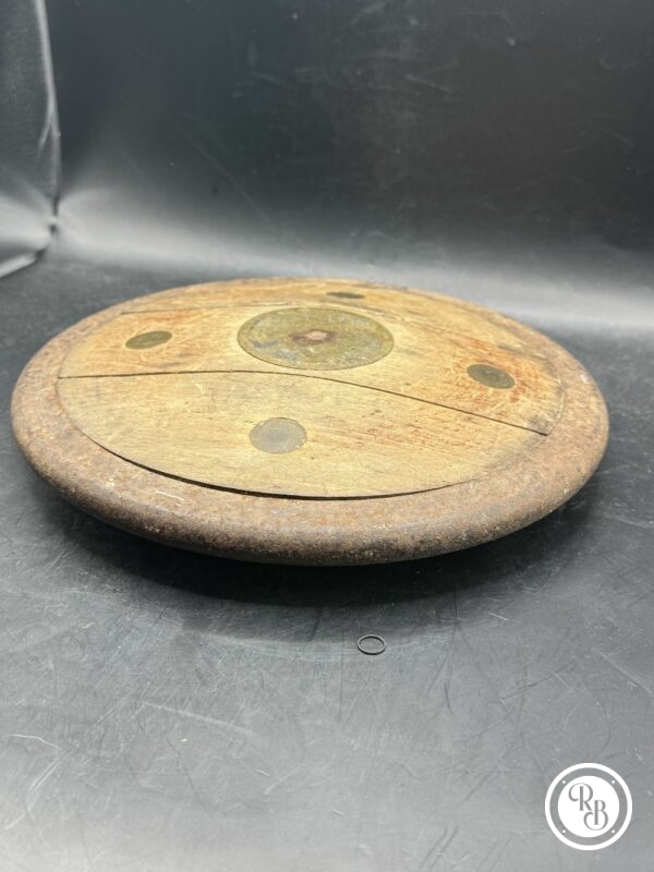 Rare ancien Disque à lancer en bois et métal - Circa 1930 - Discobole - Inscription centrale : Nation - Jeux Olympiques - Athlétisme - Collection - Décoration – Image 4