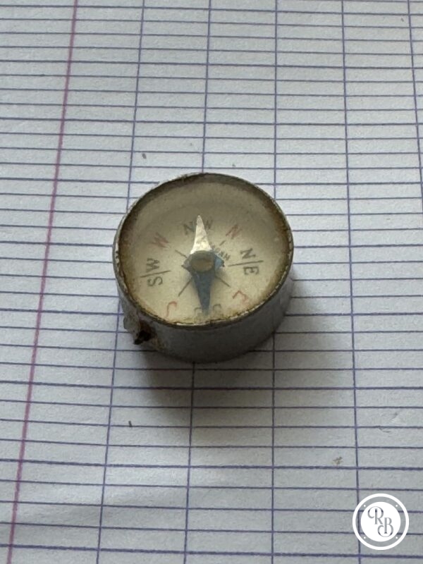 Rare mini boussole en alu - Avec miroir au dos - Made in Japan/Japon - vers 1950 - Décoration - Collection - Elle fonctionne... – Image 3