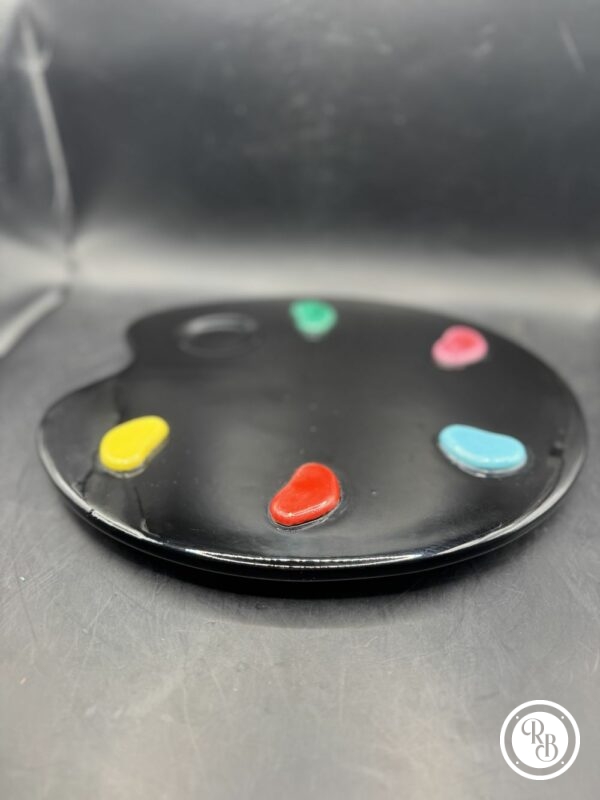 Unique plateau en forme de palette de peinture - Vallauris - Des années 1960 - Noir bleu vert rouge rose et jaune - Collection - Décoration – Image 2