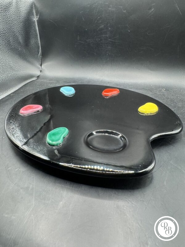 Unique plateau en forme de palette de peinture - Vallauris - Des années 1960 - Noir bleu vert rouge rose et jaune - Collection - Décoration – Image 4