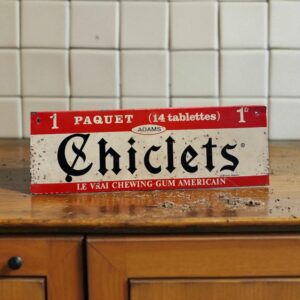 Très rare ancienne Plaque publicitaire en métal 42 x 14 cm - Chewing-gum Chiclets - USA - Vers 1960 - Déco - Collection