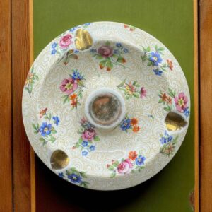 Ancien Cendrier de la maison Paul Lanternier - Limoges - France - Joli décor floral et dorure - Vers 1950 - Collection - Décoration