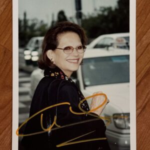 Dédicace - Autographe - Rare photo signée au feutre/Posca par Claudia Cardinale en 1993 - Format 10x15 - Collection