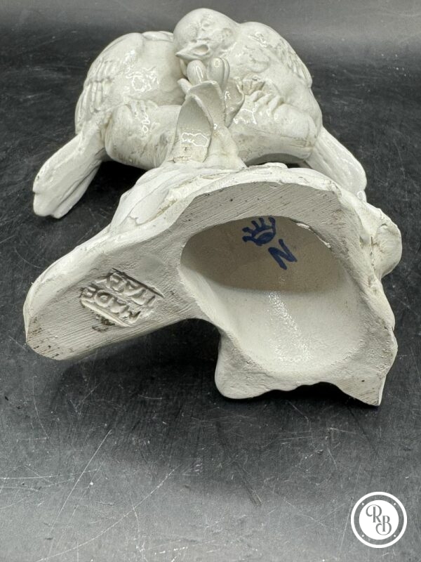 Rare petite statuette duo d'oiseaux en porcelaine - Début 20ème - Mésanges - Pinsons - Moineaux - Capodimonte - Made in Italie - Estampillée - Collection - Décoration – Image 7