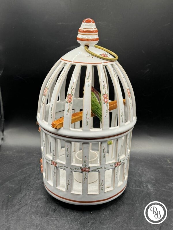 Unique cage à oiseau décorative en faïence et son oiseau en porcelaine sur sa branche - Décor en polychromie de fleurs et feuillages - 20ème siècle - Mésanges - Pinsons - Moineaux - Fait main - Collection - Décoration – Image 4