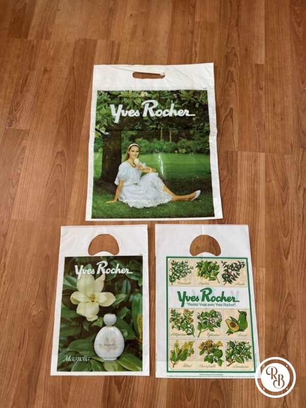 Rare lot d'anciens sacs en plastique (4) des années 80' - Yves Rocher - Plantes - Magnolia - blanc logo rouge et vert - Vintage - Collection - Décoration – Image 3