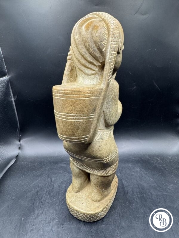 Jolie, imposante et unique Sculpture Africaine "L'homme à la pipe" - Pierre dure de Mbigou - Gabon - Collection - Décoration - Vers 1970 – Image 4