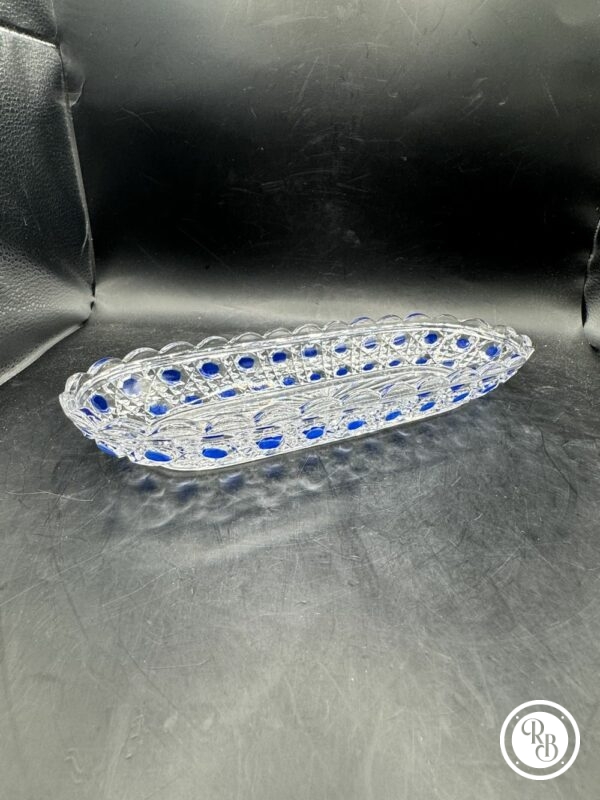 Ensemble garniture de toilette en cristal moulé modèle Diamant pierreries de la Maison Baccarat - Décor de motifs pointes de diamants avec rehauts d’émaux bleus - Signé - Vers 1900/1910 - Collection - Décoration – Image 24
