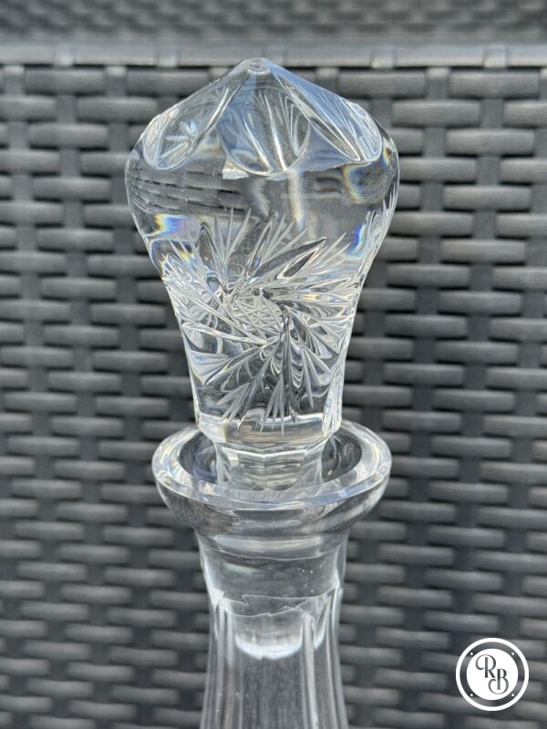 Ancienne et imposante Carafe à décanter en Cristal de Bohème et son incroyable bouchon - L'ensemble est taillé et poli magnifiquement à la main - Collection - Décoration – Image 3