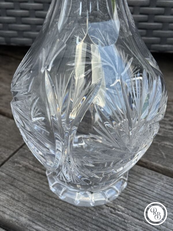 Ancienne et imposante Carafe à décanter en Cristal de Bohème et son incroyable bouchon - L'ensemble est taillé et poli magnifiquement à la main - Collection - Décoration – Image 4