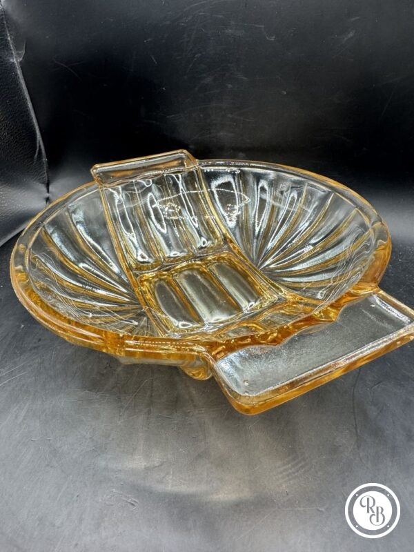 Ancien plat vintage en verre moulé irisé jaune, doré, un peu... cuivré - Collection - Décoration - Arts de la table – Image 5