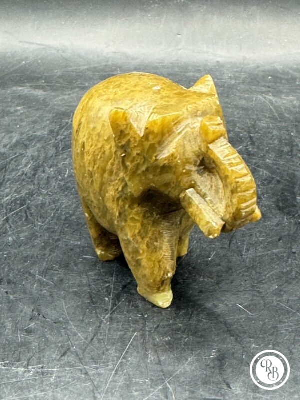 Ancienne miniature d'Eléphant en pierre dure (marron vert) réalisée et sculptée à la main - Asie - Datant des années 80 - Collection - Décoration - Vintage – Image 5