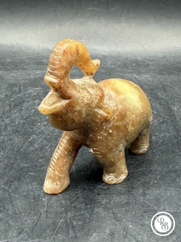 Ancienne miniature d'Eléphant en pierre dure (Jade) réalisée et sculptée à la main - Asie - Datant des années 80 - Collection - Décoration - Vintage – Image 2