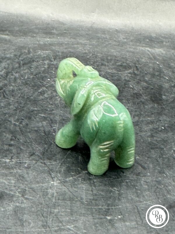 Ancienne miniature d'Eléphant en pierre dure (Jade verte naturelle) réalisée et sculptée à la main - Asie - Datant des années 80 - Collection - Décoration - Vintage – Image 5