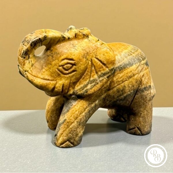 Gros lot/ensemble de 11 anciennes miniatures d'Eléphants en pierres dures (multi couleurs) réalisées et sculptées à la main - Asie - Datant des années 80 - Collection - Décoration - Vintage – Image 4