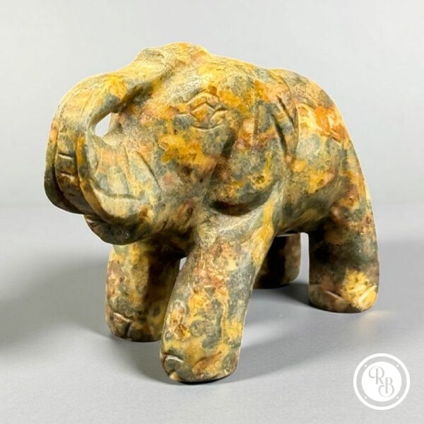 Gros lot/ensemble de 11 anciennes miniatures d'Eléphants en pierres dures (multi couleurs) réalisées et sculptées à la main - Asie - Datant des années 80 - Collection - Décoration - Vintage – Image 9