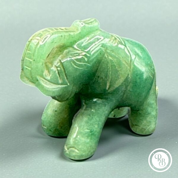 Ancienne miniature d'Eléphant en pierre dure (Jade verte naturelle) réalisée et sculptée à la main - Asie - Datant des années 80 - Collection - Décoration - Vintage