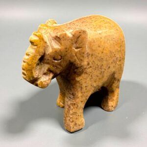 Ancienne miniature d'Eléphant en pierre dure (marron clair) réalisée et sculpté à la main - Asie - Datant des années 80 - Collection - Décoration - Vintage