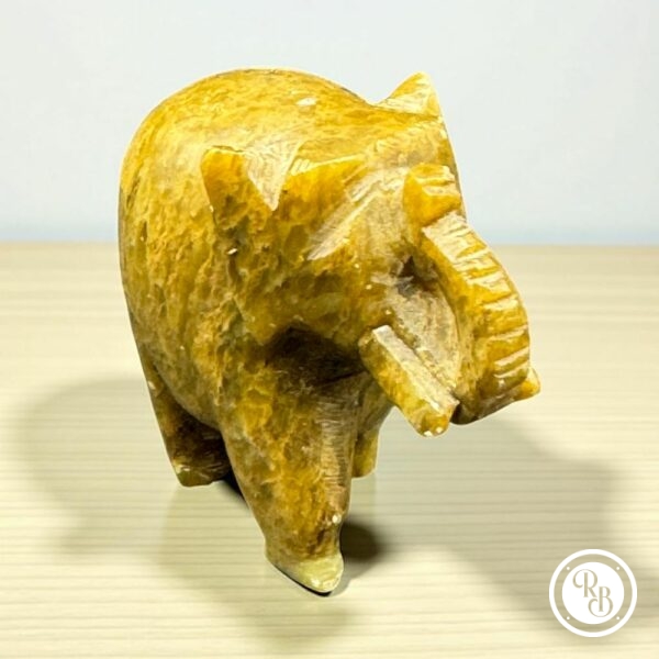 Ancienne miniature d'Eléphant en pierre dure (marron) réalisée et sculpté à la main - Asie - Datant des années 80 - Collection - Décoration - Vintage