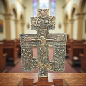 Ancienne rare Antique croix ou crucifix chrétien orthodoxe russe en bronze doré et ornementé - Russie ou Ukraine - Circa 1890/1900 - Décoration - Collection