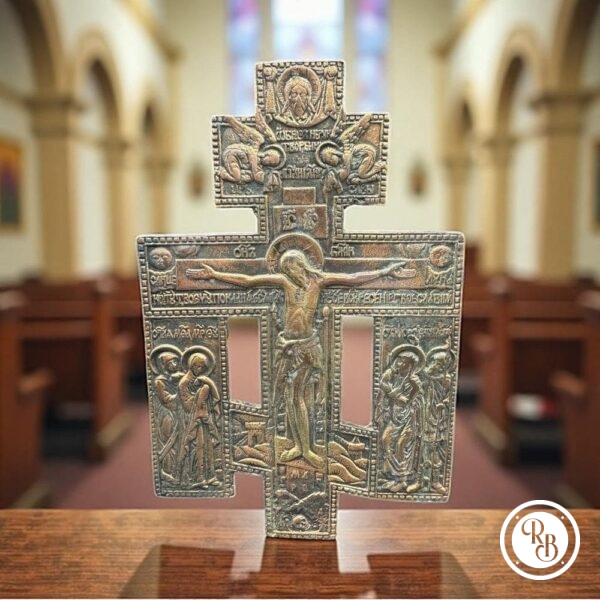 Ancienne rare Antique croix ou crucifix chrétien orthodoxe russe en bronze doré et ornementé - Russie ou Ukraine - Circa 1890/1900 - Décoration - Collection